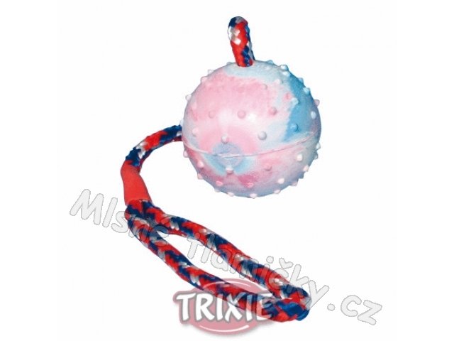 Hračka pes Míč hrbolatý na šňůrce 6cm/30cm Trixie